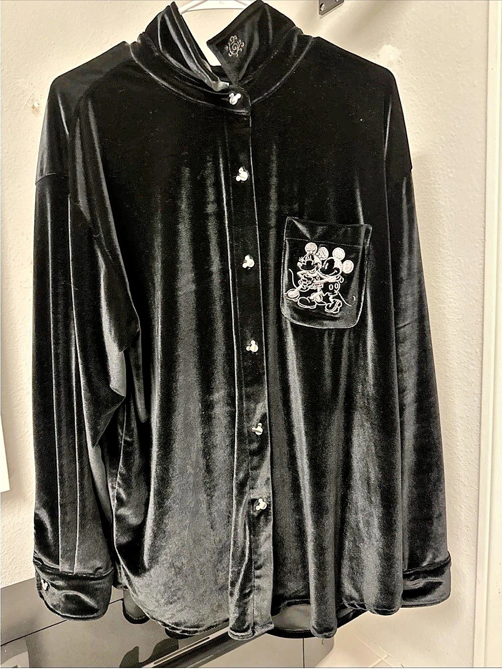Vintage Disney Velvet Mickey Mouse Button Down Shirt Size Large